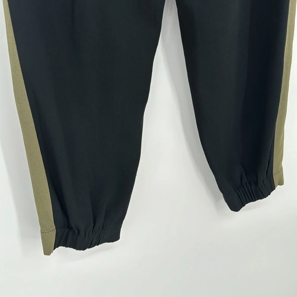Babaton‎ X Aritzia Dexter Black Pull On Crepe Ankle Pants W/ Green Stripe Size M - Picture 8 of 9